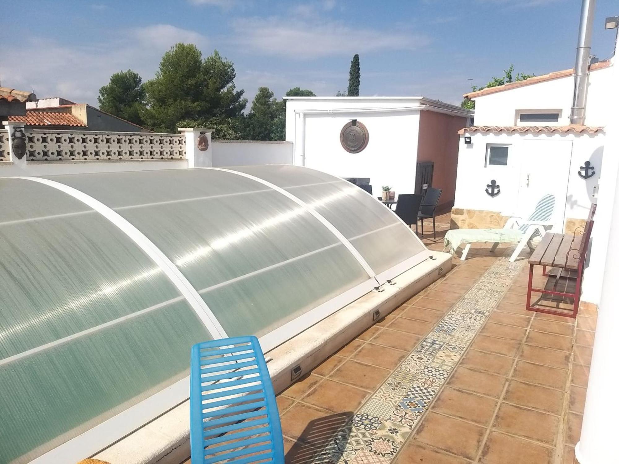 Hotel Tiny House Puebla de Vallbona Zewnętrze zdjęcie