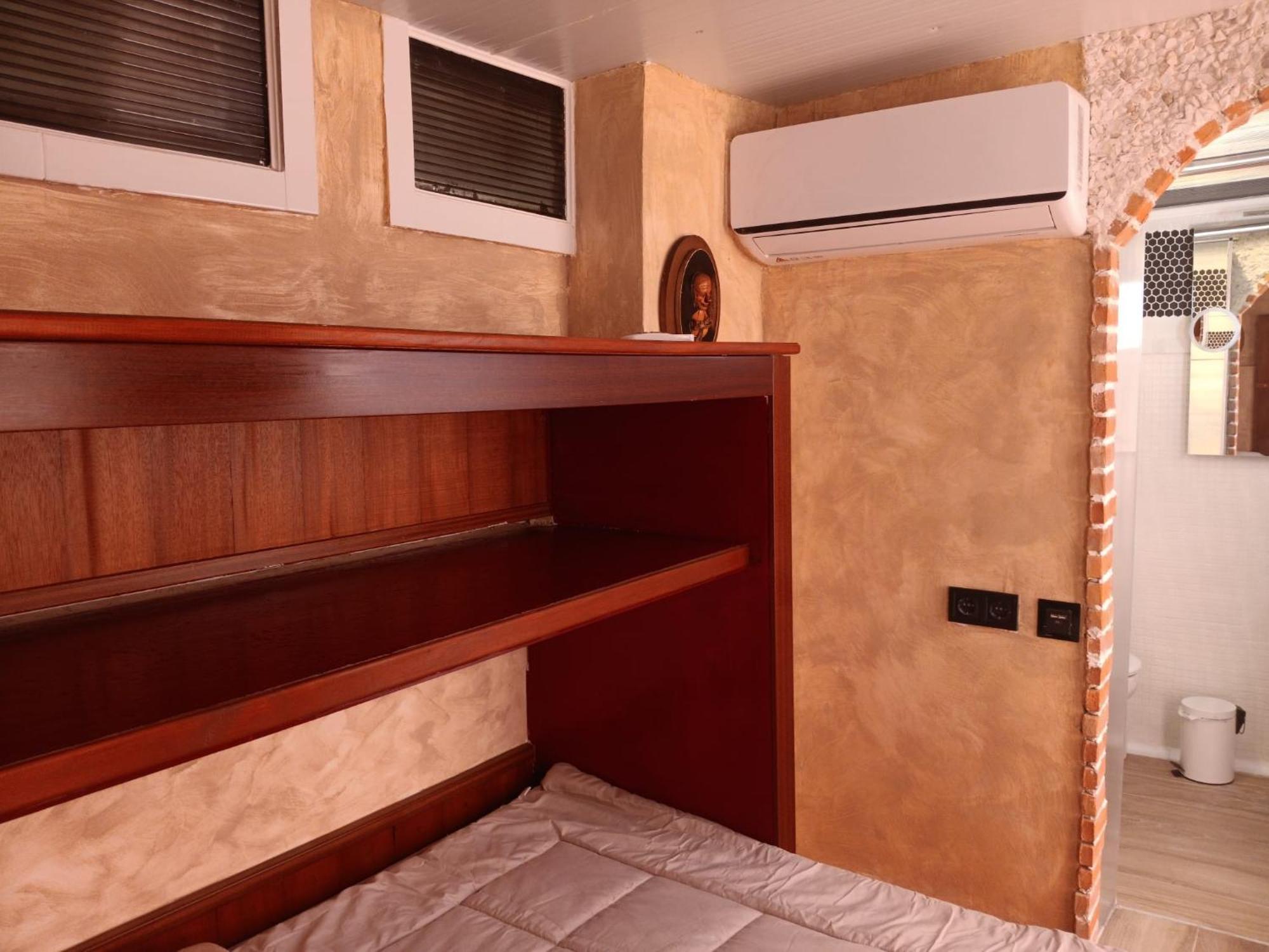 Hotel Tiny House Puebla de Vallbona Zewnętrze zdjęcie